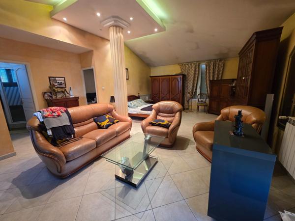 Maison 156 m² + 1 750 m² – Créez votre projet rêvé