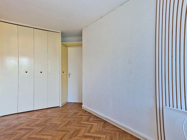 Fréjus, Appartement de T3, Box, Cave, piscine, tennis