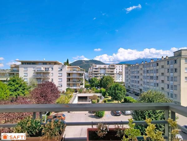 Appartement 2 pièces - terrasse Dernier étage
