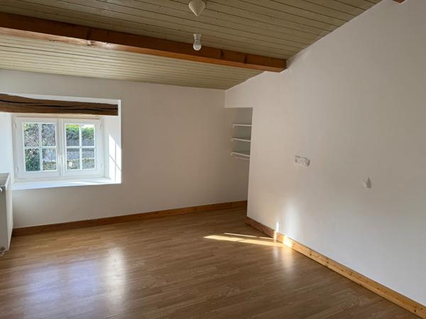 Maison Vouillé 6 pièces 157 m2, Vouille 79230