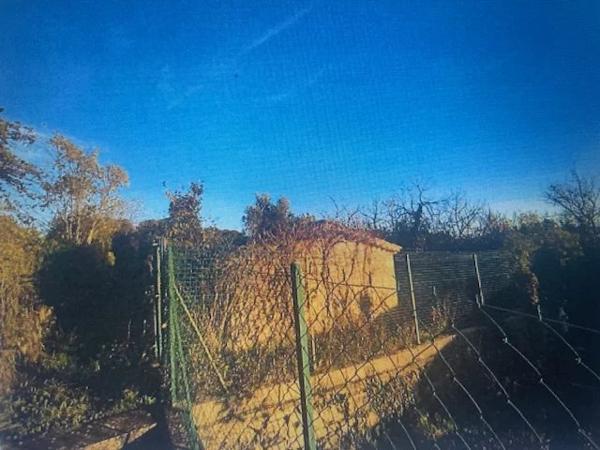 Immobilier Lorgues (83510) – Terrain constructible 887m2 – 190 000 €