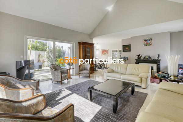 Vente Maison268 m² - 10 Pièces - NANTES (44100)