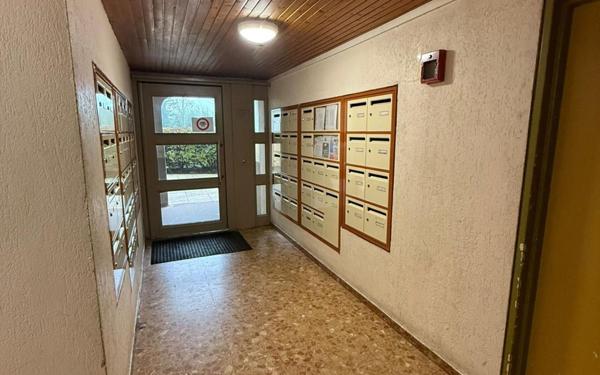 Appartement à vendre    2 pièces • 42,93 m2 Thiais