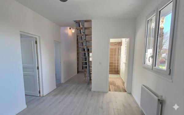 Maison à vendre    6 pièces • 149 m2 Crosne