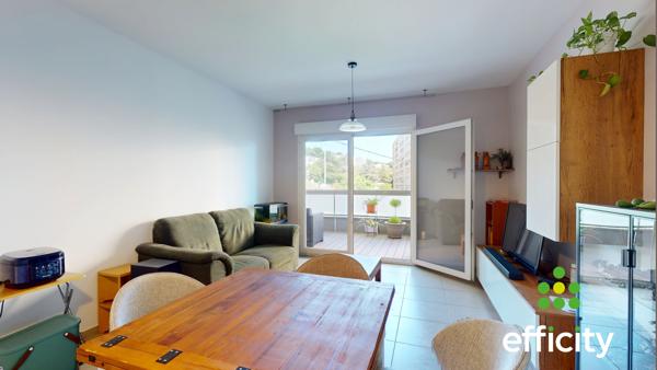 Appartement
         3 pièces
        - 61 m² 264 000 € *