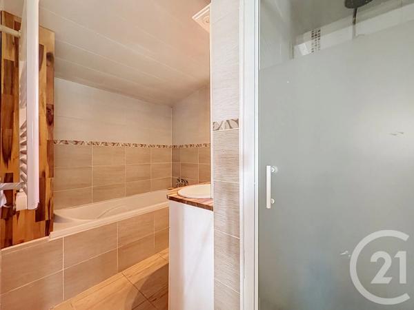 Maison à vendre  4 pièces - 100,60 m 2   MONTPON MENESTEROL  - 24