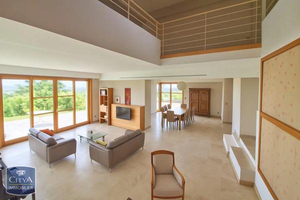 Maison à vendre 6 pièces 258.82m²