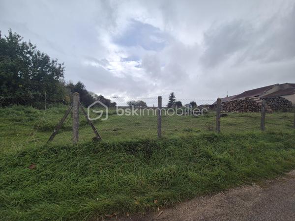 Terrain de 2 092 m²