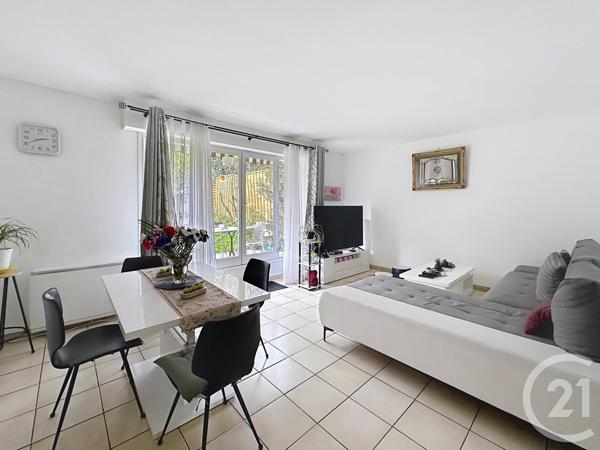 Appartement F3 à vendre  3 pièces - 73 m2 THIAIS - 94