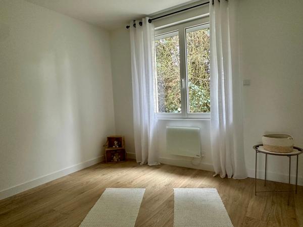 Maison - Longére à vendre 6 pièces VILLEBERNIER (49400) - restauration compléte 156m² et 8960m²