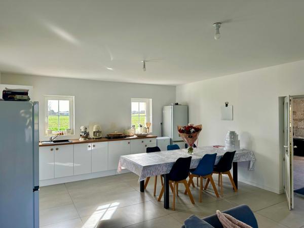 Maison - Longére à vendre 6 pièces VILLEBERNIER (49400) - restauration compléte 156m² et 8960m²