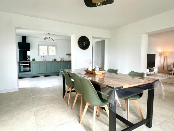 Maison - Longére à vendre 6 pièces VILLEBERNIER (49400) - restauration compléte 156m² et 8960m²