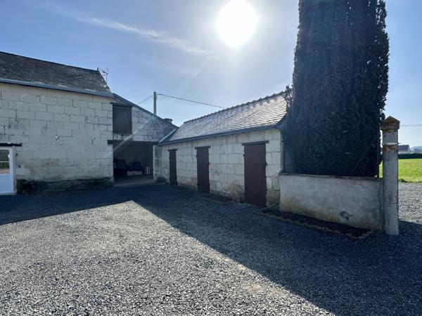 Maison - Longére à vendre 6 pièces VILLEBERNIER (49400) - restauration compléte 156m² et 8960m²