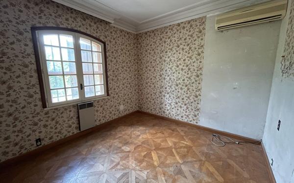 Maison à vendre    6 pièces •  L'Isle-sur-la-Sorgue