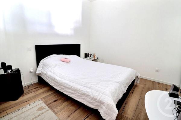 Appartement F1 à vendre  1 pièce - 44,01 m2 LES LILAS - 93