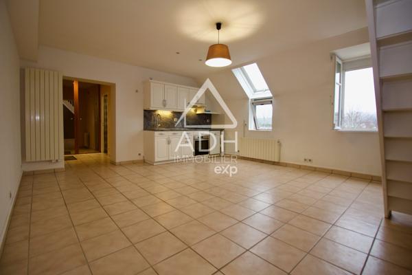 A VENDRE à Jouars-Pontchartrain appartement en duplex 2 pièces / 1 chambre