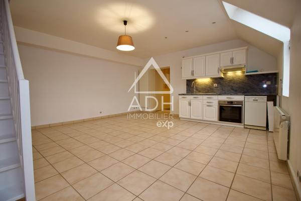 A VENDRE à Jouars-Pontchartrain appartement en duplex 2 pièces / 1 chambre