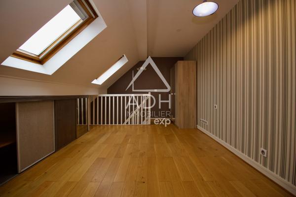 A VENDRE à Jouars-Pontchartrain appartement en duplex 2 pièces / 1 chambre