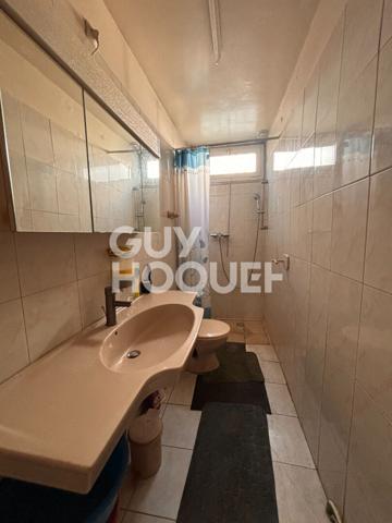 MAISON DE CHARME AVEC COUR - RUE DU LANDY - 193 M² AU SOL 3 NIVEAUX - JARDIN - CAVE