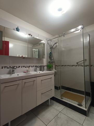 Sete (Corniche) - Maison de 98M² , de type 4, avec garage