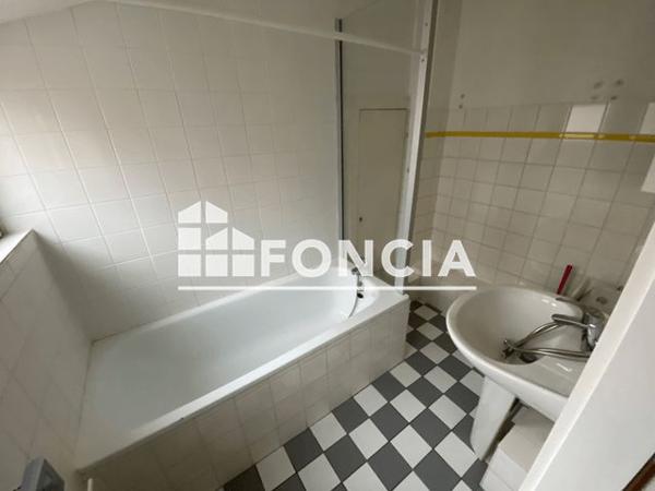 Location Appartement 3 pièces 66.66 m² - 8 RUE DE LA TOUSSAINT Strasbourg 67000