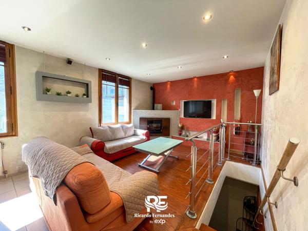 T3 atypique sur 2 niveaux avec espace indépendant – 83 m² Annecy