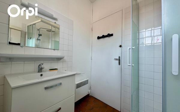 Maison à vendre    3 pièces •  Port-des-Barques