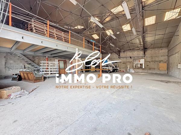 Location Local commercial 2 pièces 455 m2 à Domarin