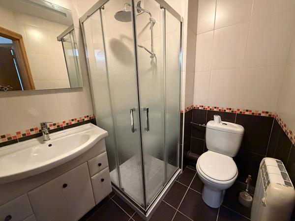 HENDAYE, APPARTEMENT T2 -PARKING ET CAVE