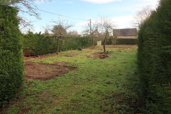 Terrain à Batir à vendre à Naintré dans la Vienne (86530), ref : 86024-TEBA2396 Centre bourg