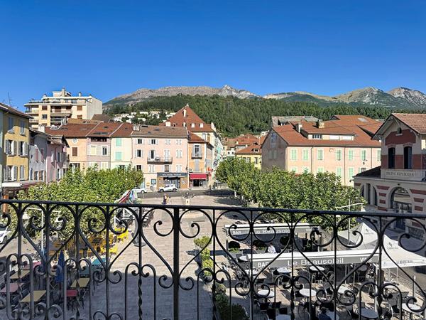 Appartement 3 pièces 72.16 m2