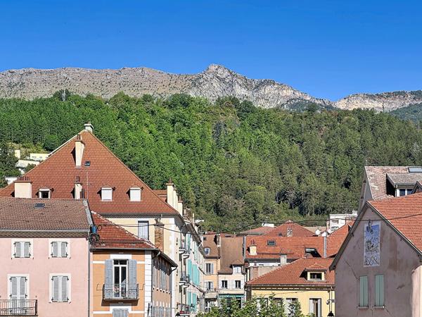 Appartement 3 pièces 72.16 m2