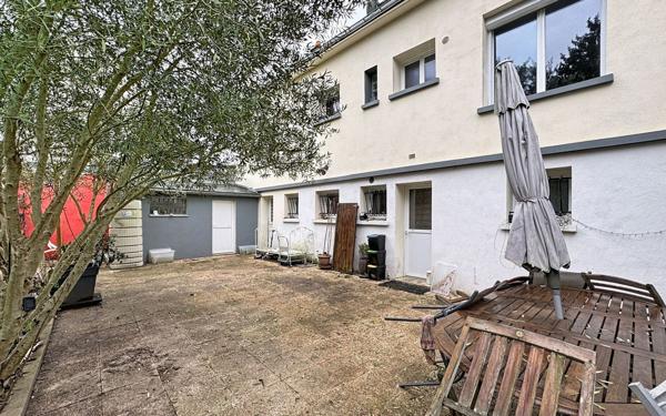 Maison à vendre    6 pièces • 200 m2 Saint-Cyr-sur-Loire