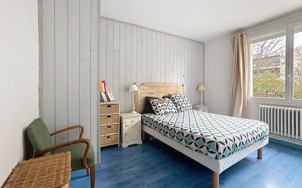 Maison à vendre    6 pièces • 200 m2 Saint-Cyr-sur-Loire