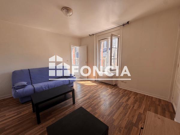 Location Studio meublé 26 m² - 11 PLACE ST JEAN Flers 61100