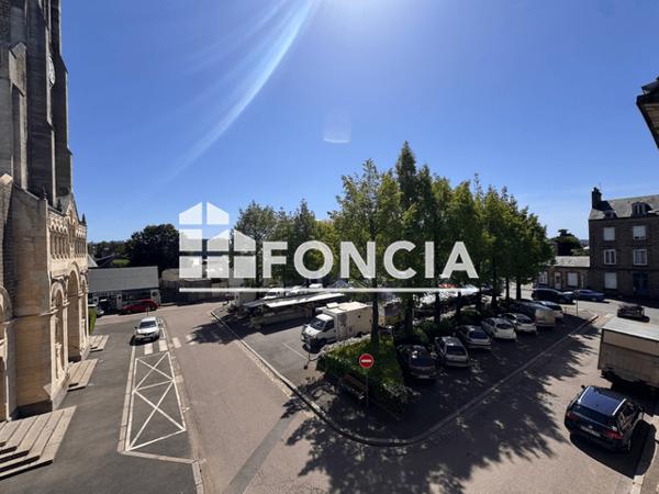 Location Studio meublé 26 m² - 11 PLACE ST JEAN Flers 61100