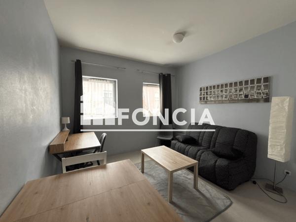 Location Studio meublé 20 m² - 20 RUE DE LA CHOCOLATERIE Blois 41000