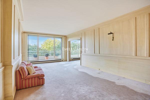 À vendre - Appartement - 127 m² - Paris - 75016 -  Ranelagh/Jasmin - Balcon terrasse et parking