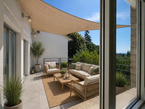 5 chambres + studio et jardin dans secteur prisé