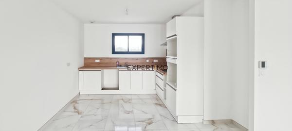 Narbonne (11100) VILLA AVEC PISCINE