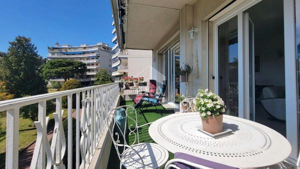A VENDRE - NICE OUEST : Appartement 3/4 pièces 108 m2 avec terrasse 16m²