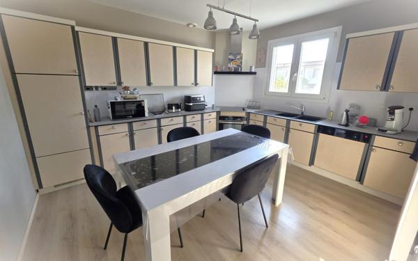 Maison t5 de 115m² sur une parcelle de 531m²