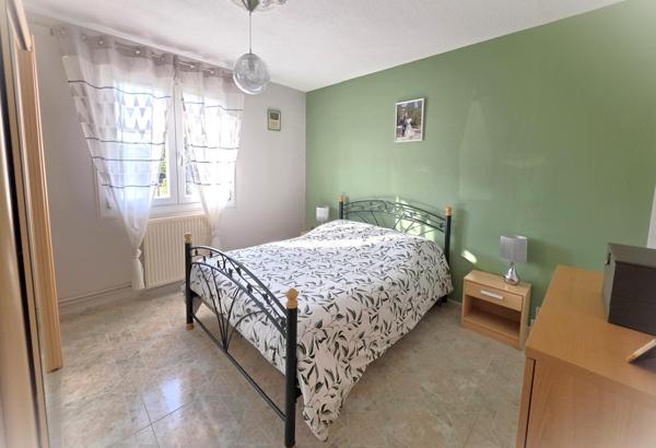 Maison t5 de 115m² sur une parcelle de 531m²