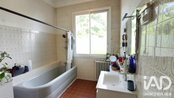 Maison à vendre 7 pièces 238 m² Craponne-sur-Arzon