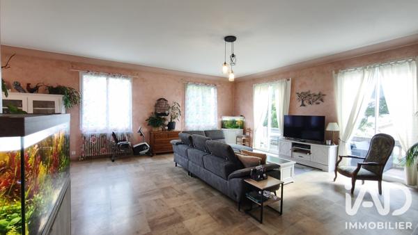 Maison à vendre 7 pièces 238 m² Craponne-sur-Arzon