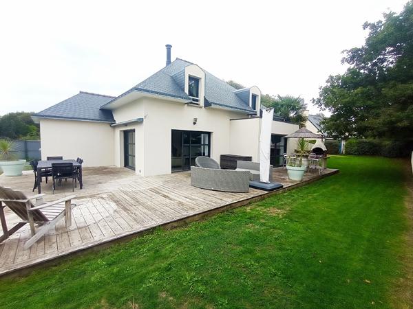 MAISON T. 7 LOCMARIAQUER 146 m2 SUR UN TERRAIN DE 1477M² CONSTRUCTIBLE , Locmariaquer