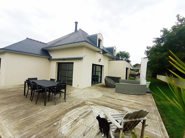 MAISON T. 7 LOCMARIAQUER 146 m2 SUR UN TERRAIN DE 1477M² CONSTRUCTIBLE , Locmariaquer