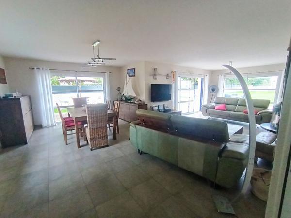 MAISON T. 7 LOCMARIAQUER 146 m2 SUR UN TERRAIN DE 1477M² CONSTRUCTIBLE , Locmariaquer