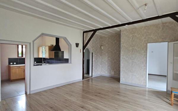 Maison à louer    4 pièces •  Richelieu