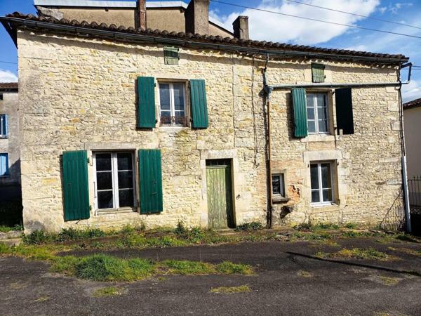 Maison à rénover entièrement avec fort potentiel